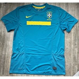 Nike Brazil 2011-12 Away Jersey